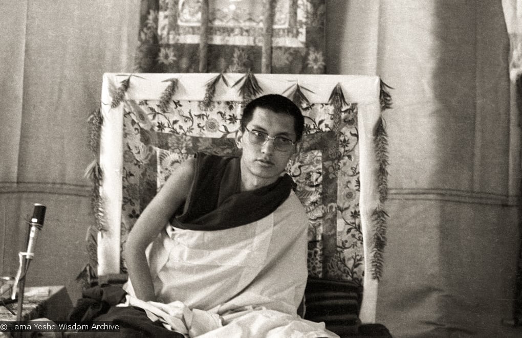 (07736_ng-2.psd) Lama Zopa Rinpoche teaching during the 9th Meditation Course, Kopan Monastery, Nepal, 1976.