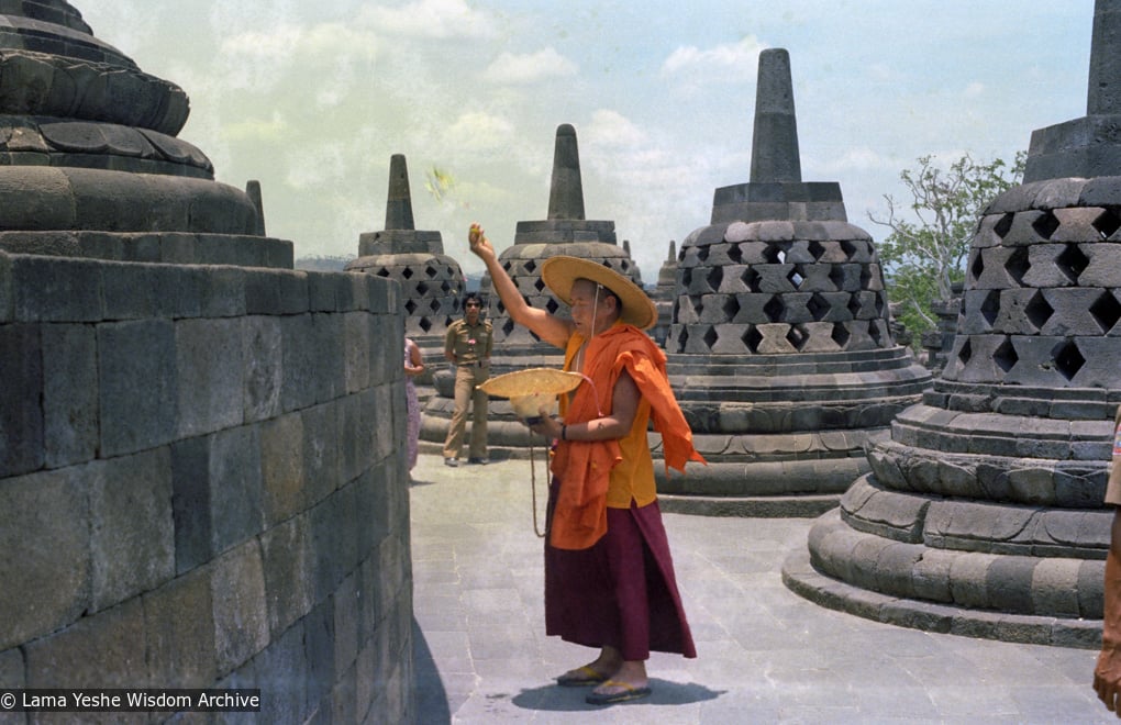 (08151_ng.JPG) Lama Yeshe at Borobodur, Java, 1979.