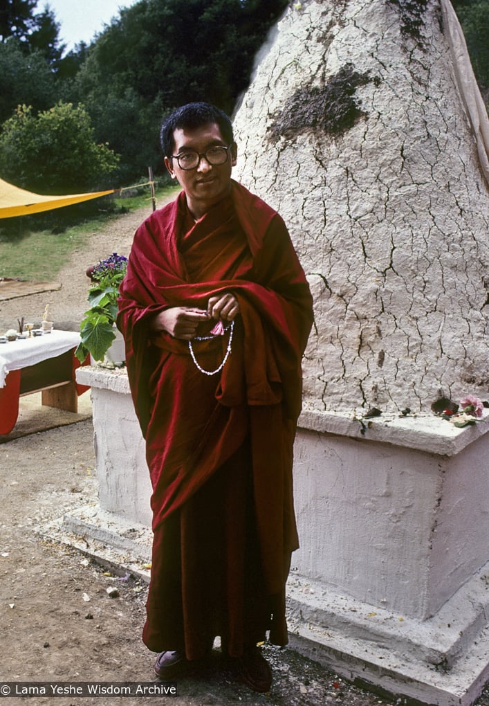 (09988_sl-3.psd) Lama Zopa Rinpoche at the cremation stupa of Lama Yeshe, Vajrapani Institute, California, 1984. Ricardo de Aratanha (photographer)