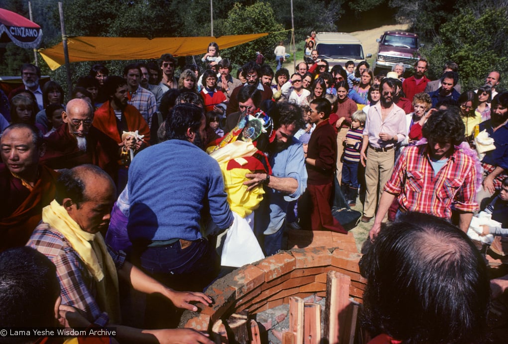 (10032_sl.JPG) Lama Yeshe's body is placed in the cremation stupa. Cremation of Lama Yeshe at Vajrapani Institute, California in March of 1984. Photo by Ricardo de Aratanha.