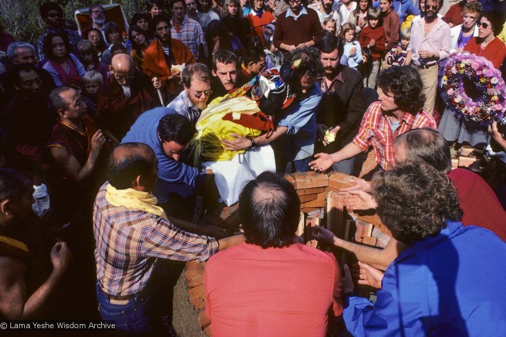 (10033_sl.JPG) Lama Yeshe's body is placed in the cremation stupa. Cremation of Lama Yeshe at Vajrapani Institute, California in March of 1984. Photo by Ricardo de Aratanha.