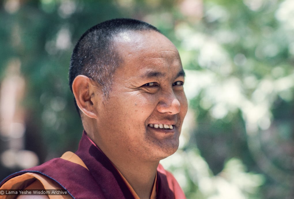 (12636_sl.jpg) Lama Yeshe, Lake Arrowhead, 1975. This photo is from a three week retreat the lamas taught at Camp Arrowpines on Lake Arrowhead, east of Los Angeles, USA, 1975. Photo by Carol Royce-Wilder.