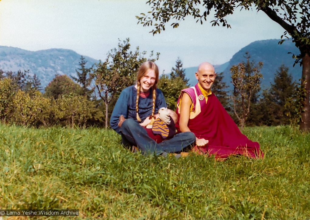 (13289_pr.tif) Alison Ribush (Nick's sister-in-law) with her baby Kalu, and Nick Ribush at a week-long course at Eupilio, near Como, Italy, 1975. Photo by Dorian Ribush.