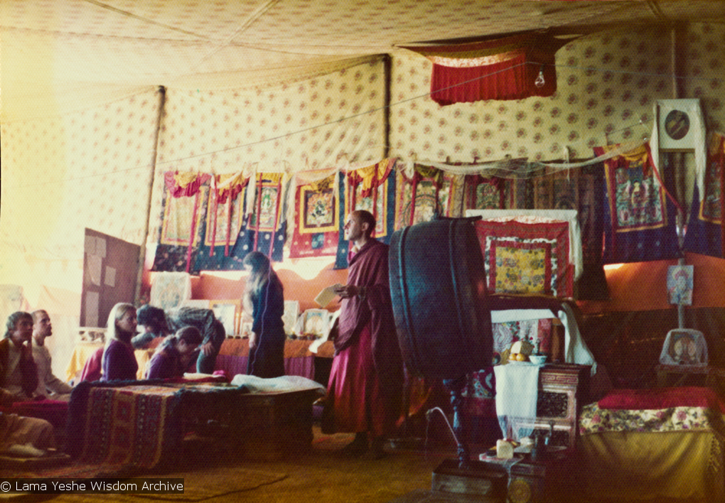 (15841_pr.psd) Nick Ribush, Lama Zopa Rinpoche's assistant for the Seventh Kopan Course, giving an introductory lecture to the new students, Kopan, November 1974.