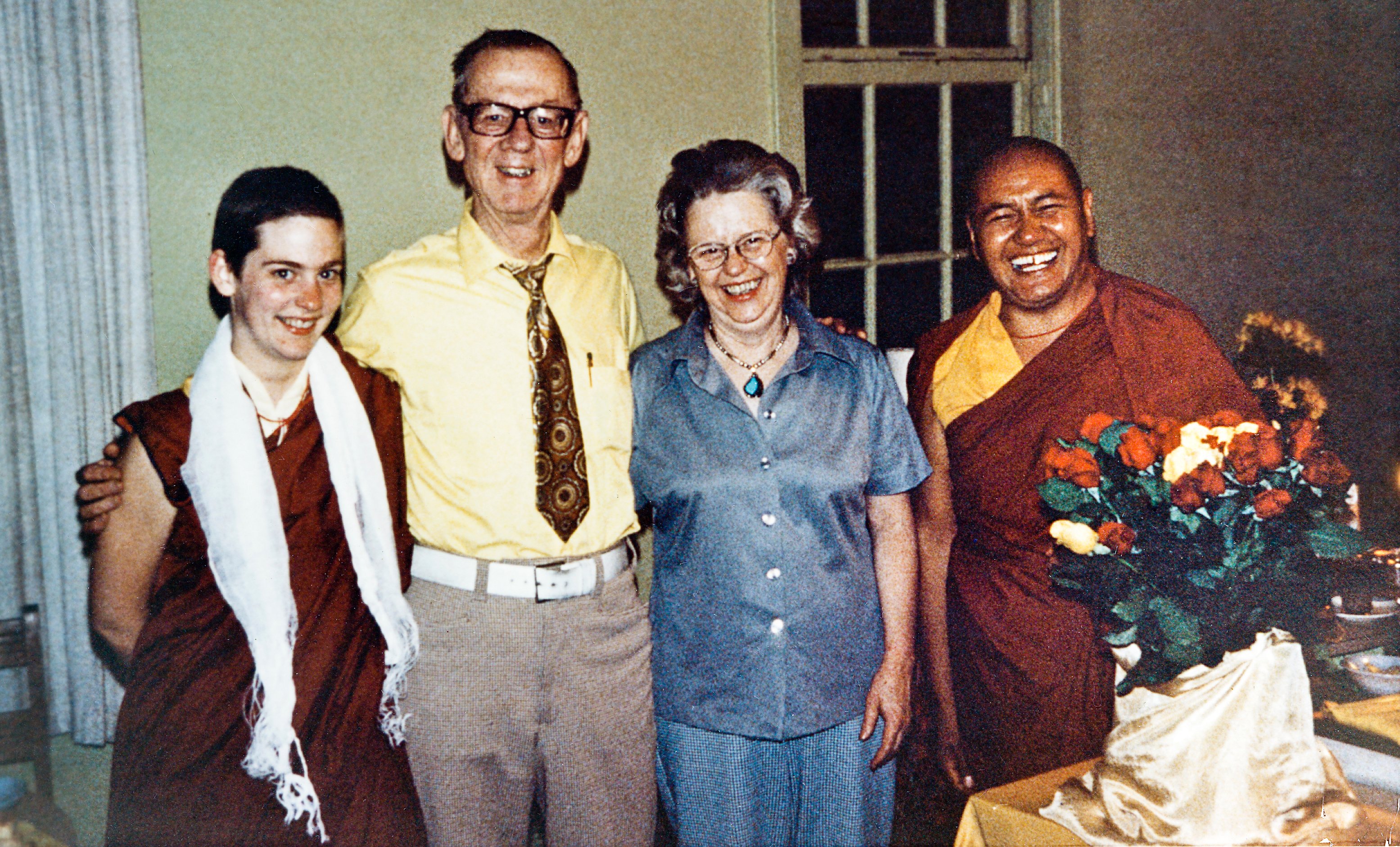 (16656_pr-3.psd) Connie's parents with Connie Miller and Lama Yeshe, California, 1978. Connie Miller (donor)