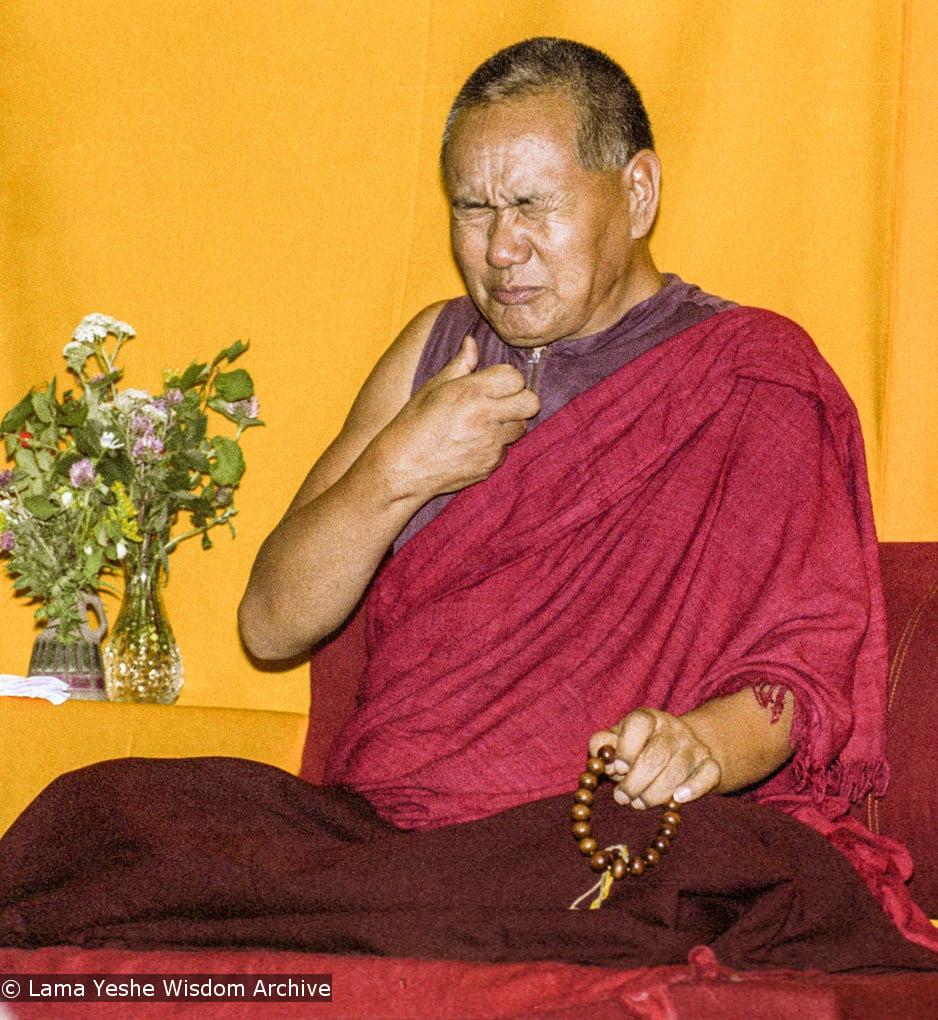 (17157_ng.TIF) Over one weekend at Barnens O on Vaddo in September of 1983, Lama Yeshe gave a meditation course which later was published in English called "Light of Dharma", translated into Swedish as "Lamas ljus". Photos by Holger Hjorth. You can read a transcript here: http://www.lamayeshe.com/index.php?sect=article&id=719