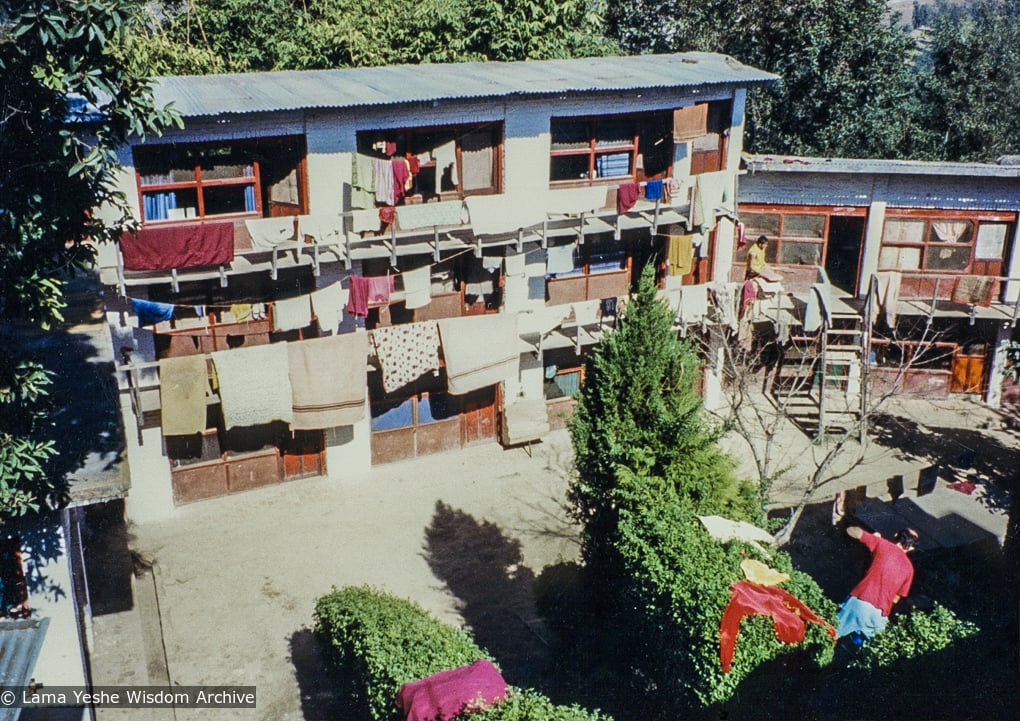 (18001_pr-3.jpg) Norbulingka, Kopan Monastery, 1978. Norbulingka was a large sprawling dormitory building where the Mount Everest Centre monks lived, three or four to a room, had their classrooms, and where a few Injis were also occasionally accommodated.