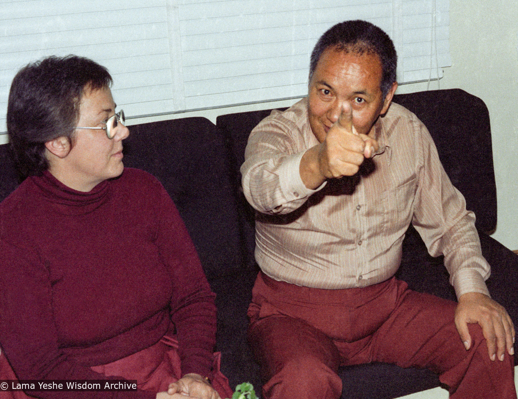 (22218_ng-3.psd) Robina Courtin, Lama Yeshe, Hong Kong, 1982.