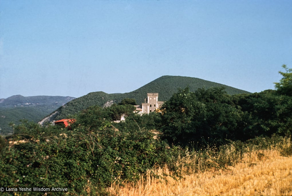 (39344_sl-3.psd) The land surrounding Istituto Lama Tzong Khapa (ILTK), Pomaia, Italy, 1977.