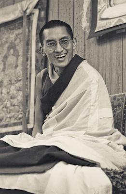 Lama Zopa Rinpoche teaching at Lake Arrowhead, California, in 1975. Photo by Carol Royce-Wilder.