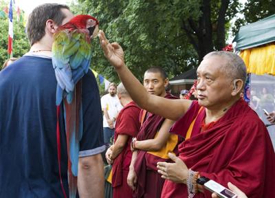 Animal blessing by Lama Zopa Rinpoche at Kurukulla Center, Massachusetts, 2007. Photo: Lorraine Greenfield.