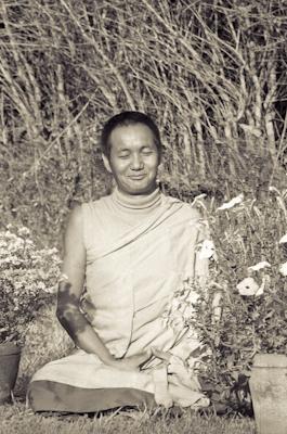 Click to view in our Image Gallery Lama Yeshe at the end of the first Kopan meditation course, Nepal, 1971. Photo: Fred von Allmen.