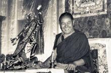 (06171_ng.JPG) Lama Yeshe teaching at Tushita Retreat Centre, Dharamsala, India, 1983.