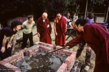 (09998_sl-3.JPG) Starting cremation stupa construction for the body of Lama Yeshe, Vajrapani Institute, California, March, 1984. Ricardo de Aratanha (photographer)