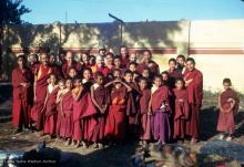 (15480_sl.psd) The lamas along with new western monks and nuns posing with the Mount Everest Center students in Bodhgaya, India, 1974. Photo includes Daja Meston (Thubten Wangchuk), Kyabje Zopa Rinpoche, Lama Yeshe, Lama Lhundrup Ringsel, Nick Ribush, Lama Pasang Tsering, Steve Malasky (Steve Pearl), and Yeshe Khadro (Marie Obst).