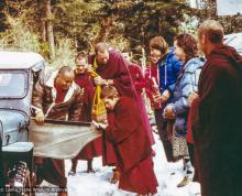 (18931_pr-3.psd) Lama Yeshe arrival at Tushita Retreat Centre, First Enlightened Experience Celebration, Dharamsala, India, 1982.