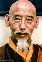 (33283_pr.jpg) Zong Rinpoche at the cremation of Lama Yeshe at Vajrapani Institute, California in March of 1984. Photo by Jeff Nye.