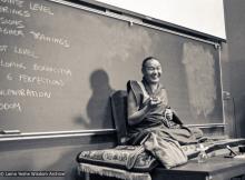 (39380_ng-3.psd) Lama Yeshe teaching at  UCSC (University of Calif. at Santa Cruz), 1978. Jon Landaw (photographer)