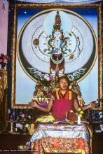 (39531_sl-3.jpg) Lama Yeshe teaching, Manjushri Institute, England, 1982.