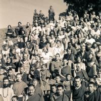 (15888_sl.tif) Lama Yeshe and Lama Zopa Rinpoche in a group photo from the Seventh Meditation Course, Kopan Monastery, Nepal, 1974.