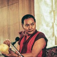 Click to view in our Image Gallery (04251_sl-2.psd) Lama Yeshe teaching in Geneva, Switzerland, 1983. Photos by Ueli Minder.