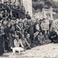 (06067_ng-3.jpg) Group photo at Lawudo including Thubten Chodron (Cherry Greene), Harry Sutton, Helmut Hohm, Kyabje Zopa Rinpoche, Nick Ribush, Scott Brusso, Thubten Wongmo (Feather Meston), Lawudo Retreat Center, Nepal, 1977.