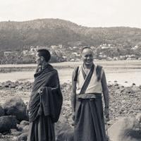 (07671_ng-3.psd) Lama Zopa Rinpoche and Lama Yeshe, Auckland, 1974.