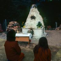 Click to view in our Image Gallery (09989_sl.JPG) Cremation of Lama Yeshe at Vajrapani Institute, California in March of 1984. Photo by Ricardo de Aratanha.