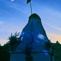 (09991_sl-3.psd) Cremation stupa of Lama Yeshe, Vajrapani Institute, California, 1984. Ricardo de Aratanha (photographer)