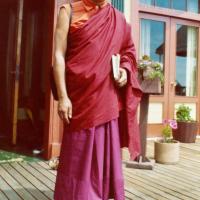 (12537_pr-2.psd) Lama Yeshe in Berkeley, California, 1974. Photo donated by Judy Weitzner.