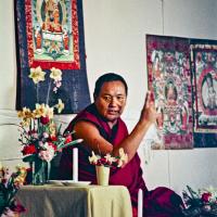 (16702_ng.psd) Lama Yeshe teaching at Olinda, Australia. On 29 July 1976 Lama Yeshe gave a public lecture in Melbourne. That same evening a weekend course for eighty commenced at Olinda in the Dandenong Ranges outside the city.