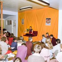 (17138_ng.TIF) Over one weekend at Barnens O on Vaddo in September of 1983, Lama Yeshe gave a meditation course which later was published in English called "Light of Dharma", translated into Swedish as "Lamas ljus". Photos by Holger Hjorth. You can read a transcript here: http://www.lamayeshe.com/index.php?sect=article&id=719