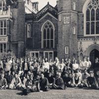 (19148_pr-3.psd) Group photo Manjushri Institute, England, 1977.