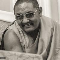 (20918_ng-1-2.psd) Geshe Tegchok teaching at Manjushri Institute, England,1979. Brian Beresford (photographer)