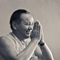 Lama Yeshe teaching at University of California’s Oakes College on the Santa Cruz campus, 1978. Photo by Jon Landaw.