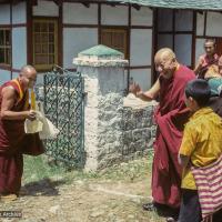 (24209_sl-3.tif) Lama welcomes Kyabje Ling Rinpoche to Tushita, First Enlightened Experience Celebration, Tushita Retreat Centre, Dharamsala, India, 1982. Dieter Kratzer (photographer)