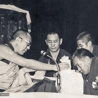 (35940_ng-3.jpg) H.H. 14th Dalai Lama and Lama Yeshe at Second Dharma Celebration , Ashoka Hotel, New Delhi, India, 1982.