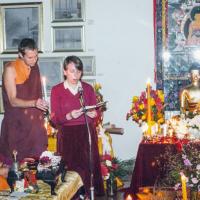 (39453_pr-3.psd) Adrian Feldmann (Thubten Gyatso) and Liz Menzel with Lama Yeshe, Realities Gallery, Australia, 1979.