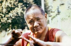 (02291_ng.jpg) Lama Yeshe in Zurich, 1979. Ueli Minder (photographer)