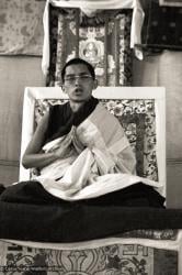 (07753_ng-2.psd) Lama Zopa Rinpoche teaching during the 9th Meditation Course, Kopan Monastery, Nepal, 1976.