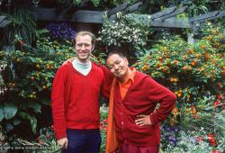 (12733_sl-3.psd) Jon Landaw and Lama Yeshe at Bloedel Floral Conservatory in Queen Elizabeth Park, Vancouver, BC, Canada, 1978. Pam Cowan (donor)