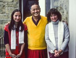 (12766_sl-3.tif) Mary Tighe, Lama Yeshe, Sharon Gross, Manjushri Institute, England, 1982. Jon Landaw (photographer