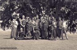 (15089_ng.psd) Second Kopan Meditation Course, spring of 1972. Included in the photo from the left are Ann McNeil (Anila Ann), Mark Shaneman (Jhampa Zangpo), Steve Malasky, Gen Wangyal, Age Delbanco (Babaji), Peter Kedge, Geshe Thubten Tashi (seated), Losang Nyima.