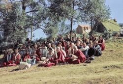 (16705_ng.psd) Group photo at Chenrezig Institute, Australia, 1976. Included in the photo are Charlie Topp, Tony Duff, Jhampa Zangpo (Mark Shaneman), Garrey Foulkes, and Adele Hulse.