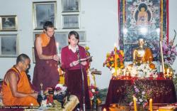 (39453_pr-3.psd) Adrian Feldmann (Thubten Gyatso) and Liz Menzel with Lama Yeshe, Realities Gallery, Australia, 1979.